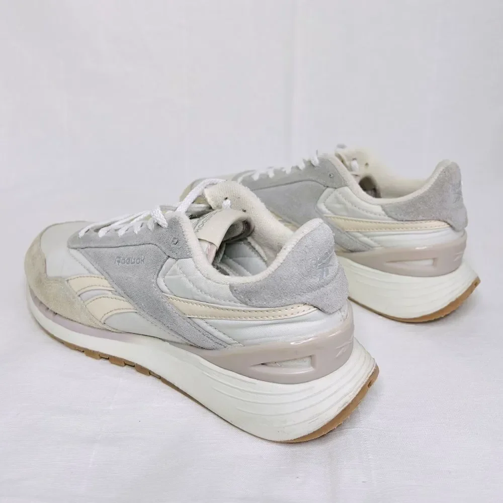 Reebok classic women’s shoes, size 7 - Picture 3 of 6